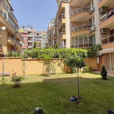 уютная - студия в старом поморие, болгария 아파트 *